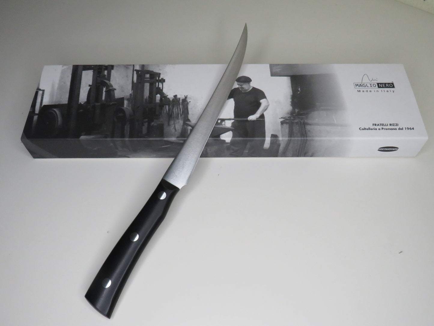 Coltello da sfiletto IS 1518 by Maglio Nero