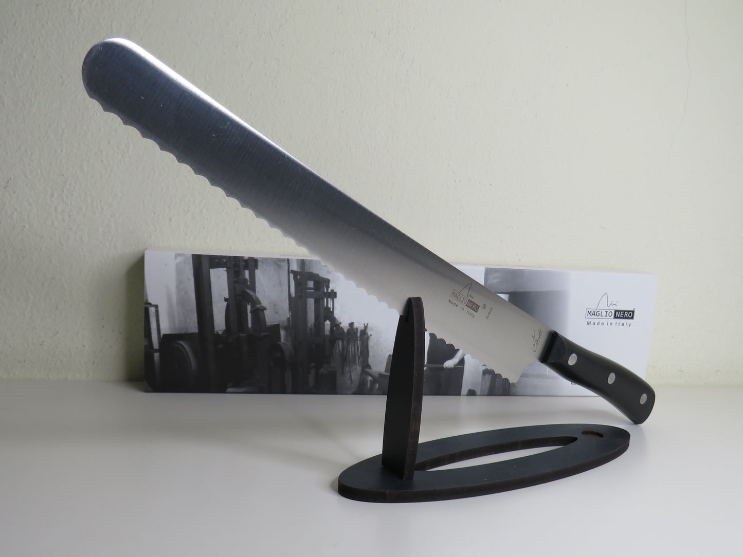 Coltello da panettiere IS 1926 by Maglio Nero
