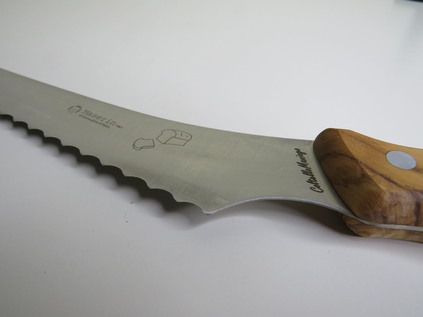 Coltello da pane lama 2027/OL by Coltellerie Maserin