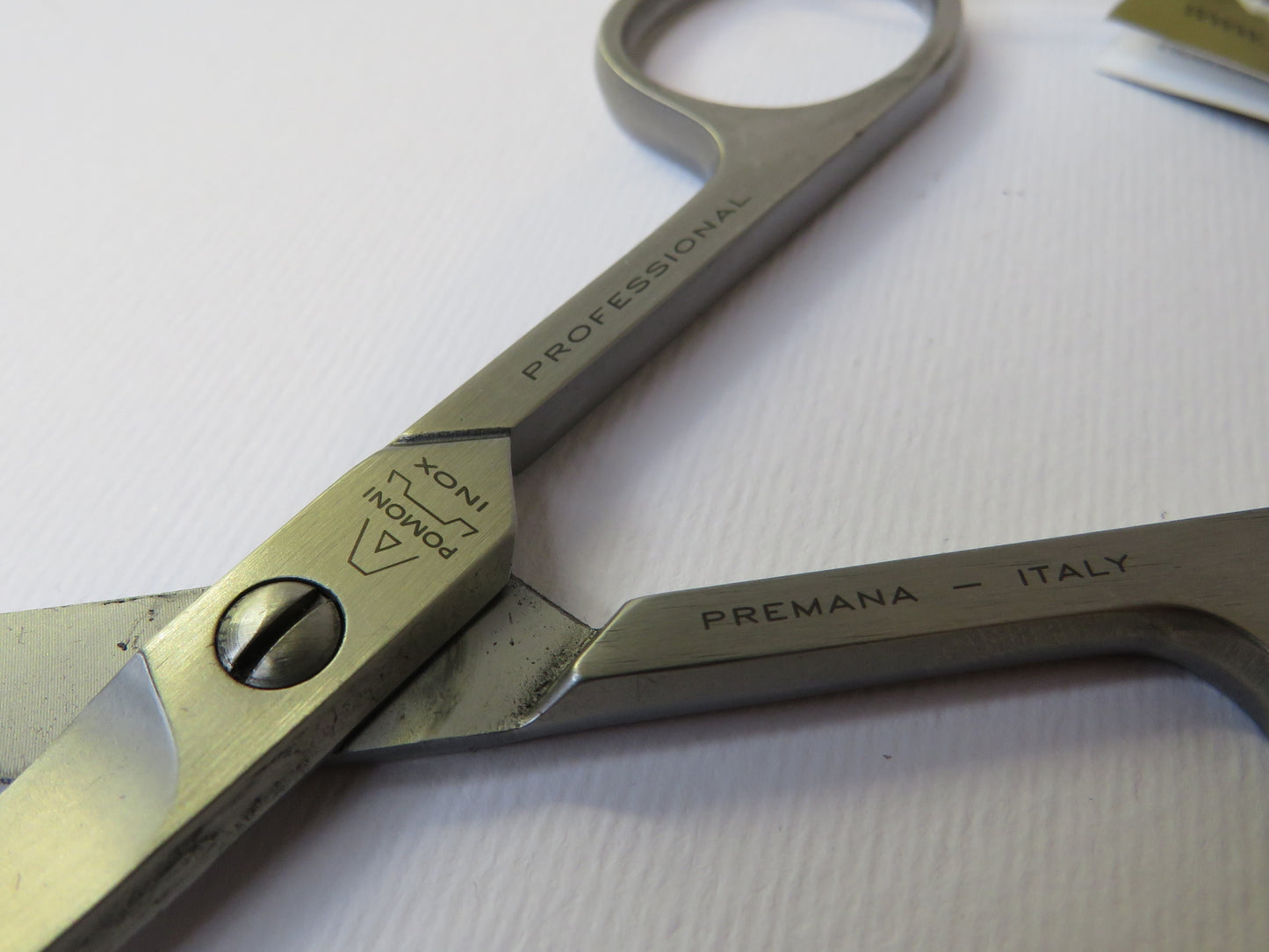 Forbice manicure - microdentata moderna by Pomoni