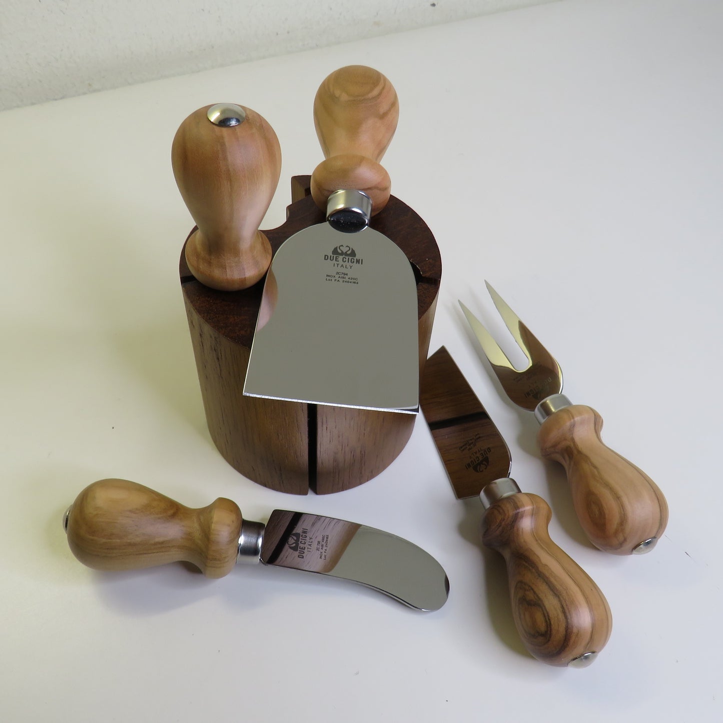 Coltellini per formaggi - ceppo 2C 300 by Coltellerie Due Cigni