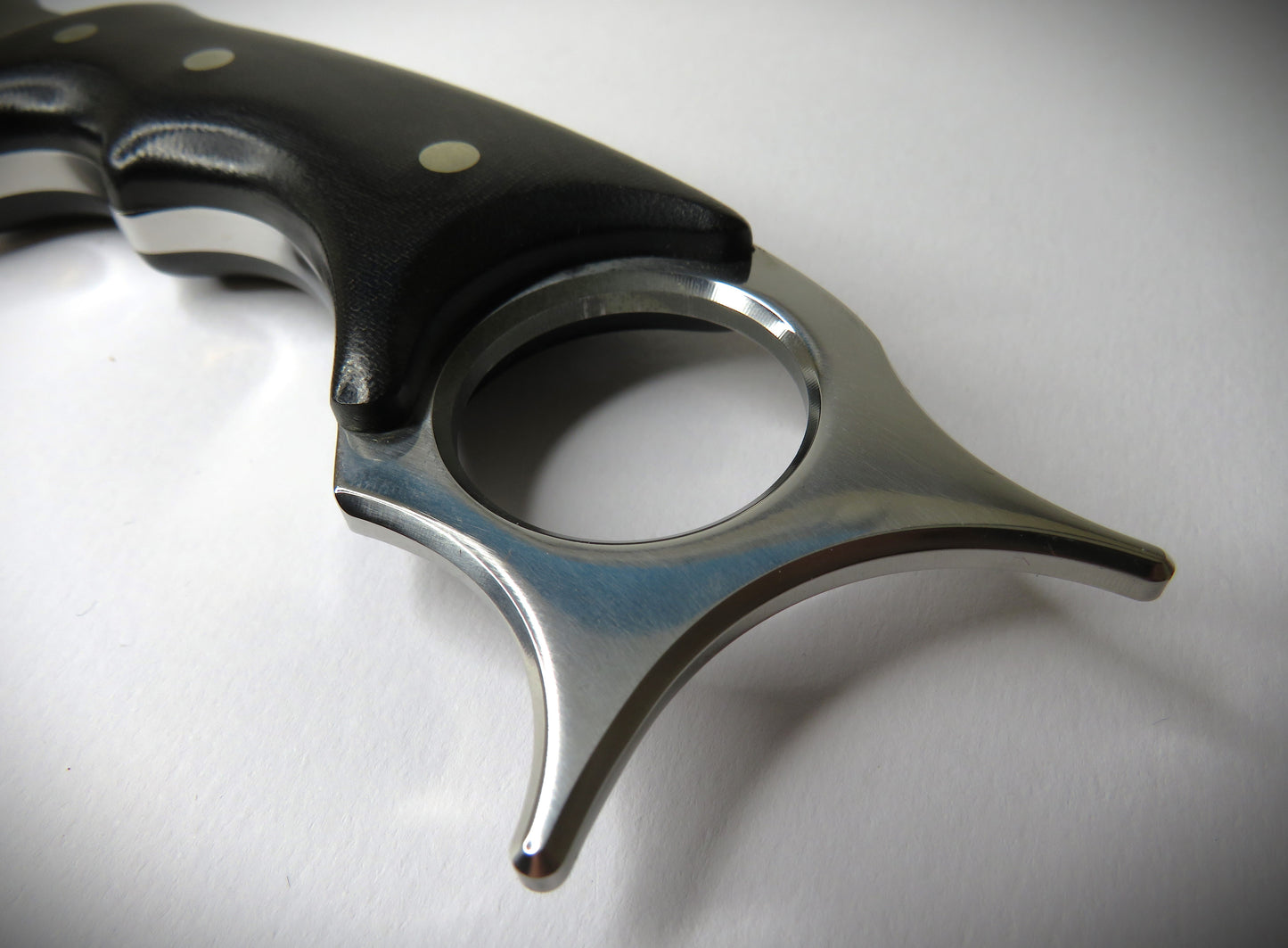Coltello a lama fissa Karambit /1 by United Cutlery